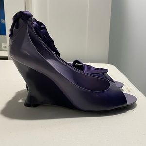 Vintage Nine West purple heels